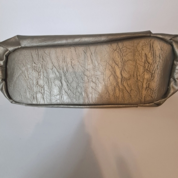 Charlie Charming Bag - Picture 8 of 14